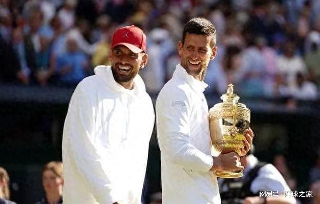 德约：椰子常发夜店视频给我，他自律太差，凭天赋早该进世界前十