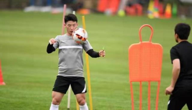 pg电子娱乐平台-【2022中超巡礼之成都蓉城】西南独苗动荡中找机会