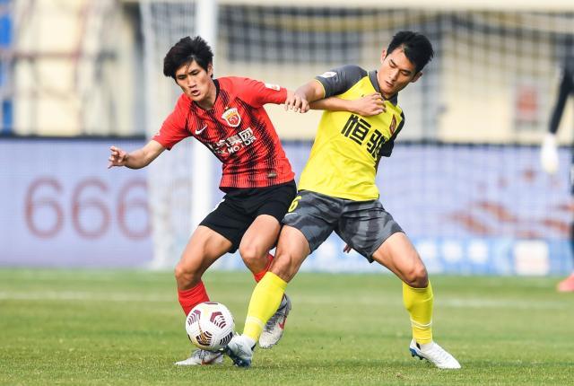 1642335156610063511.jpg pg电子娱乐平台-【2021中超赛季总结③】逆境中反而看到希望之路?